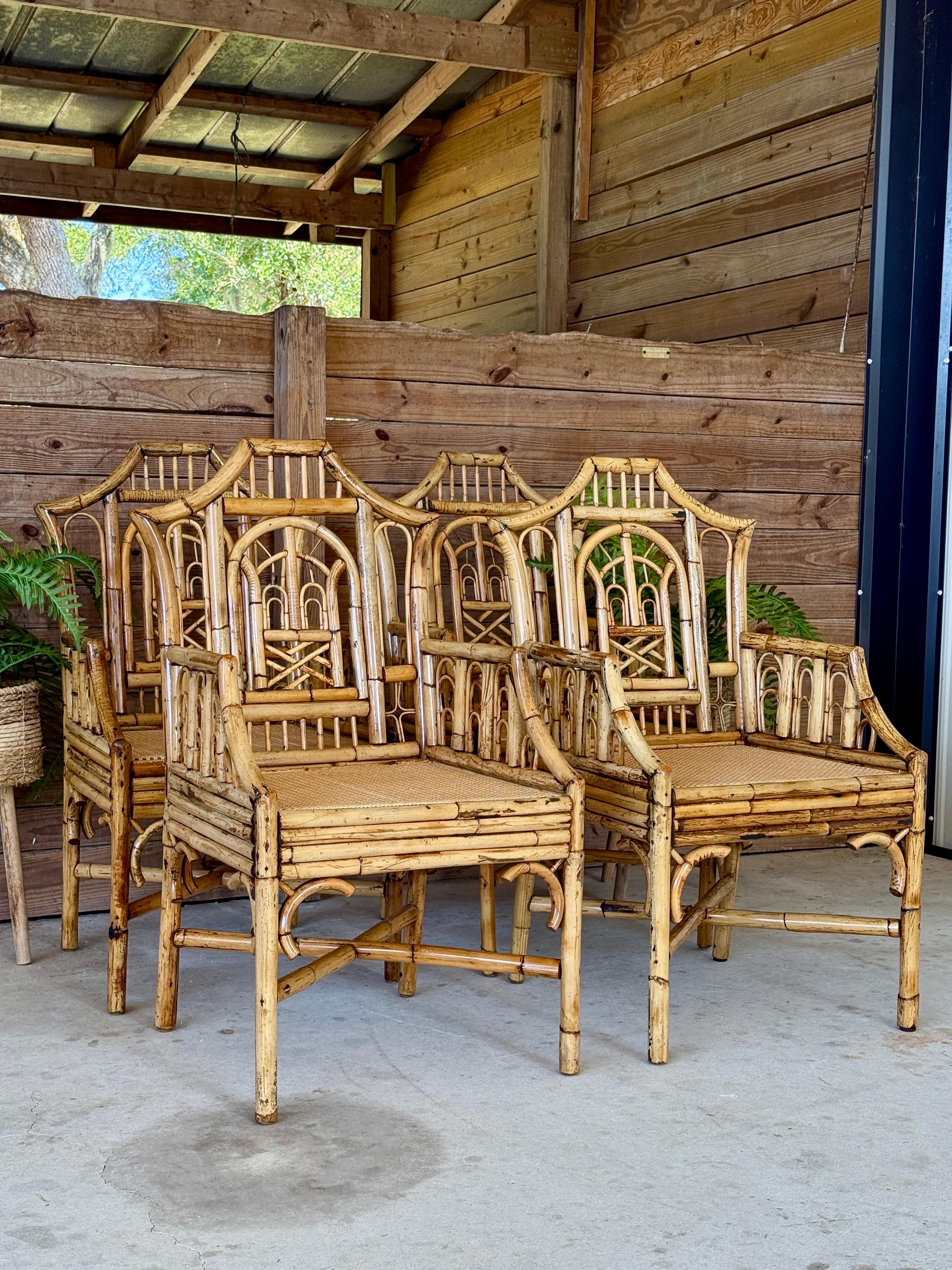 Sedie da pranzo in rattan Pagoda Cane restaurate della metà del 20° secolo. in vendita 7
