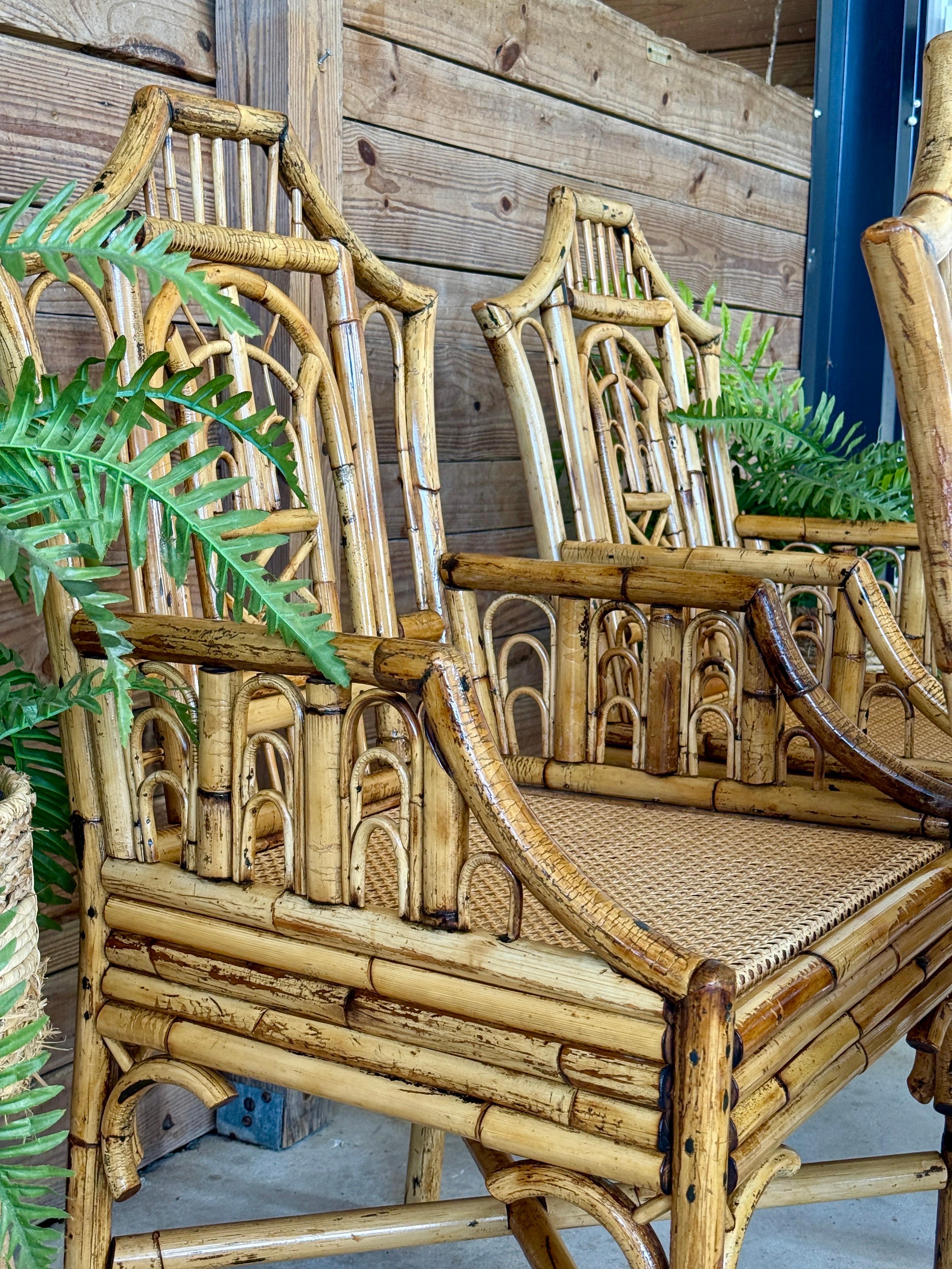 Sedie da pranzo in rattan Pagoda Cane restaurate della metà del 20° secolo. in vendita 8