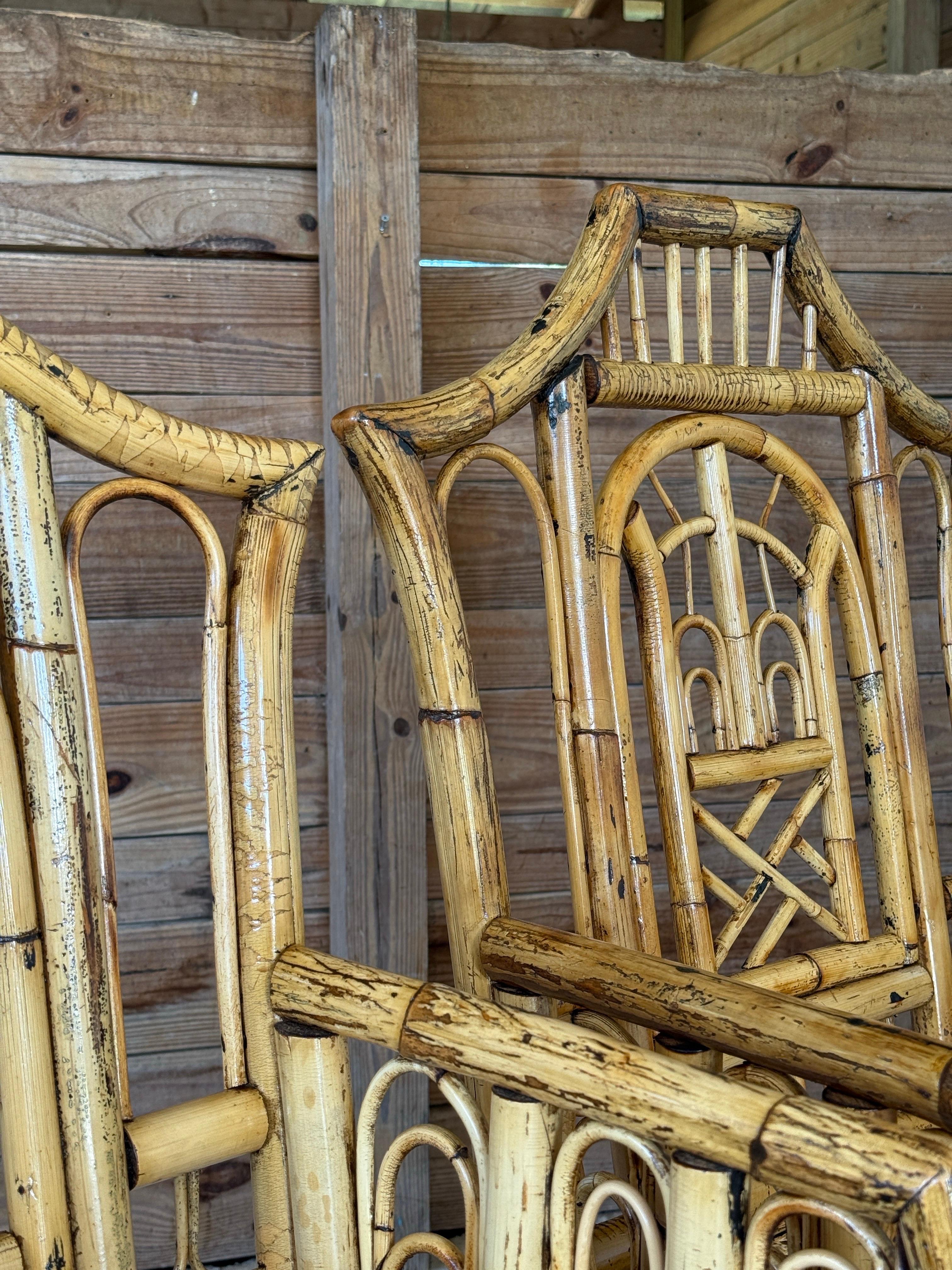 Sedie da pranzo in rattan Pagoda Cane restaurate della metà del 20° secolo. in vendita 2