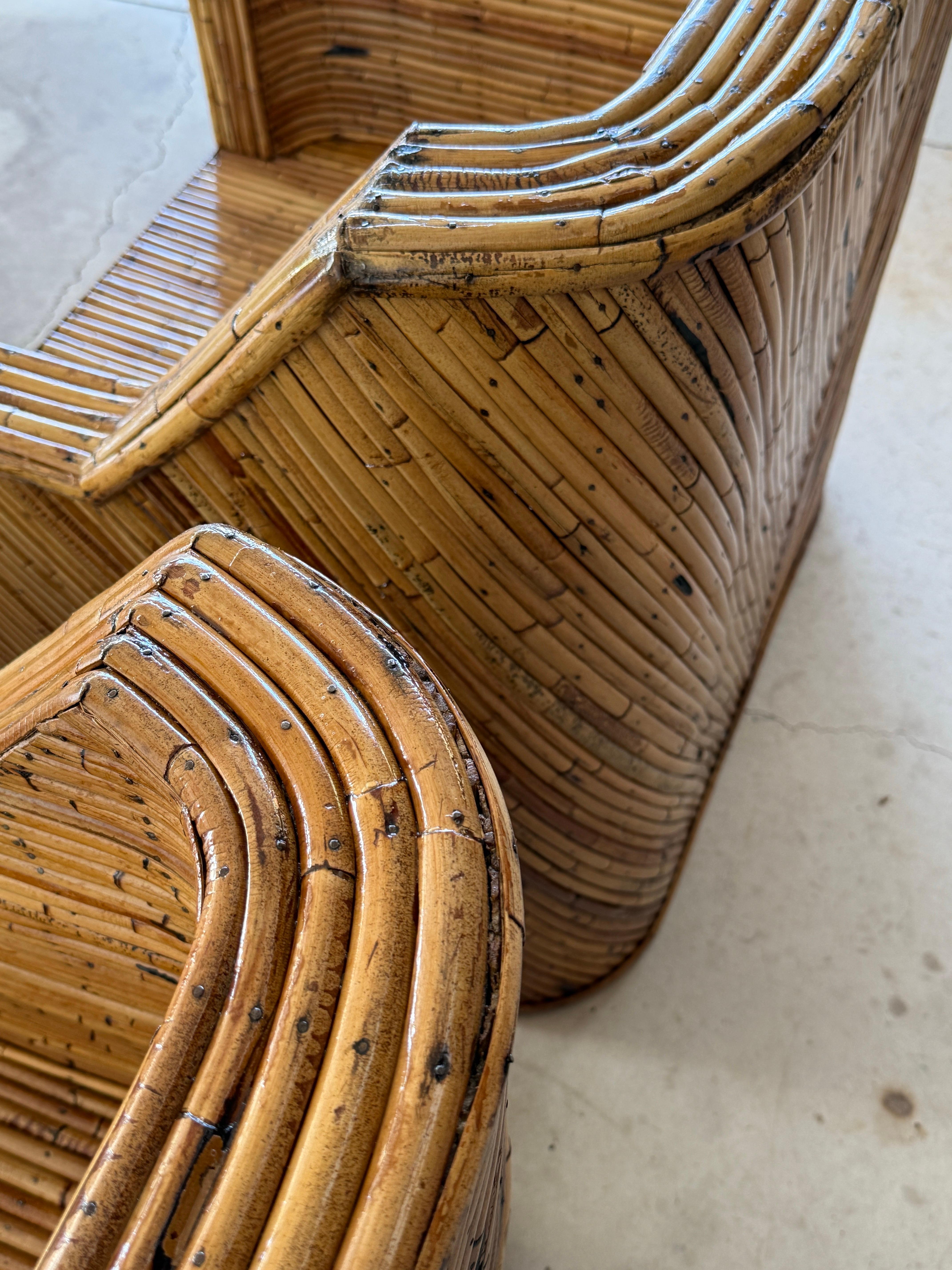 Sedie da salotto in rattan spaccato restaurate della metà del XX secolo e ott. in vendita 7