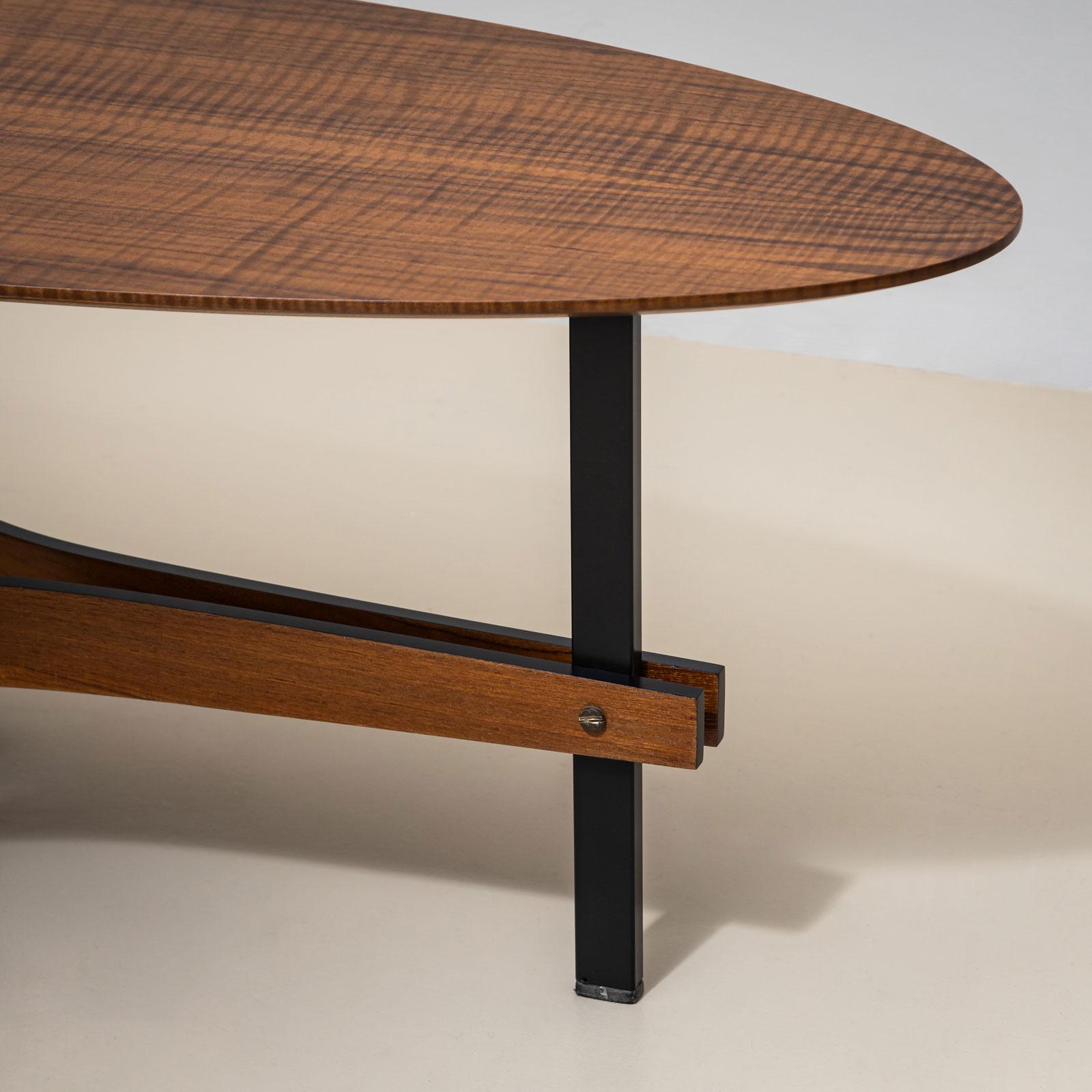 Mid-20th Century Oval Coffee Tables, attributed to Guglielmo Ulrich, Italy For Sale 5