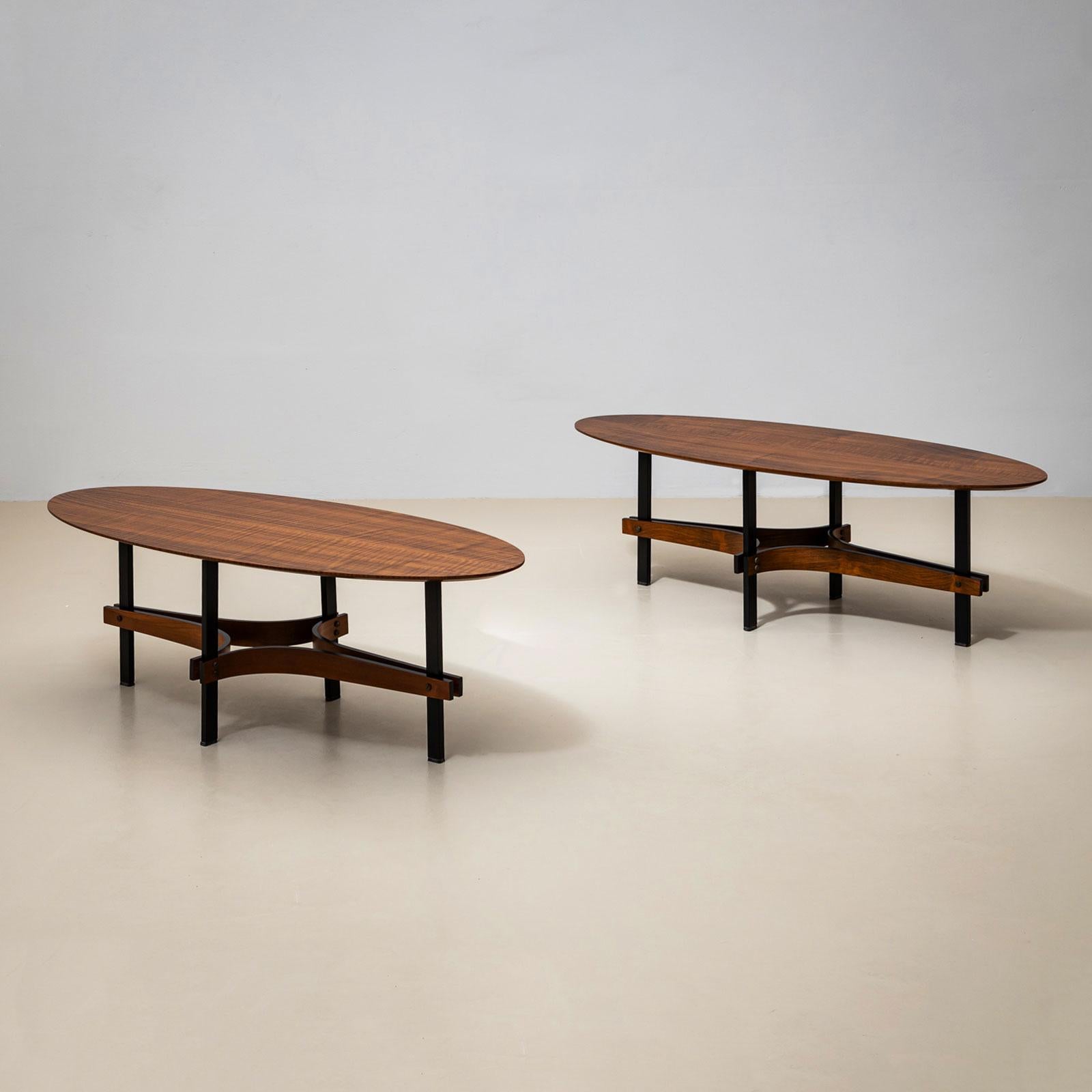 Italian Mid-20th Century Oval Coffee Tables, attributed to Guglielmo Ulrich, Italy For Sale