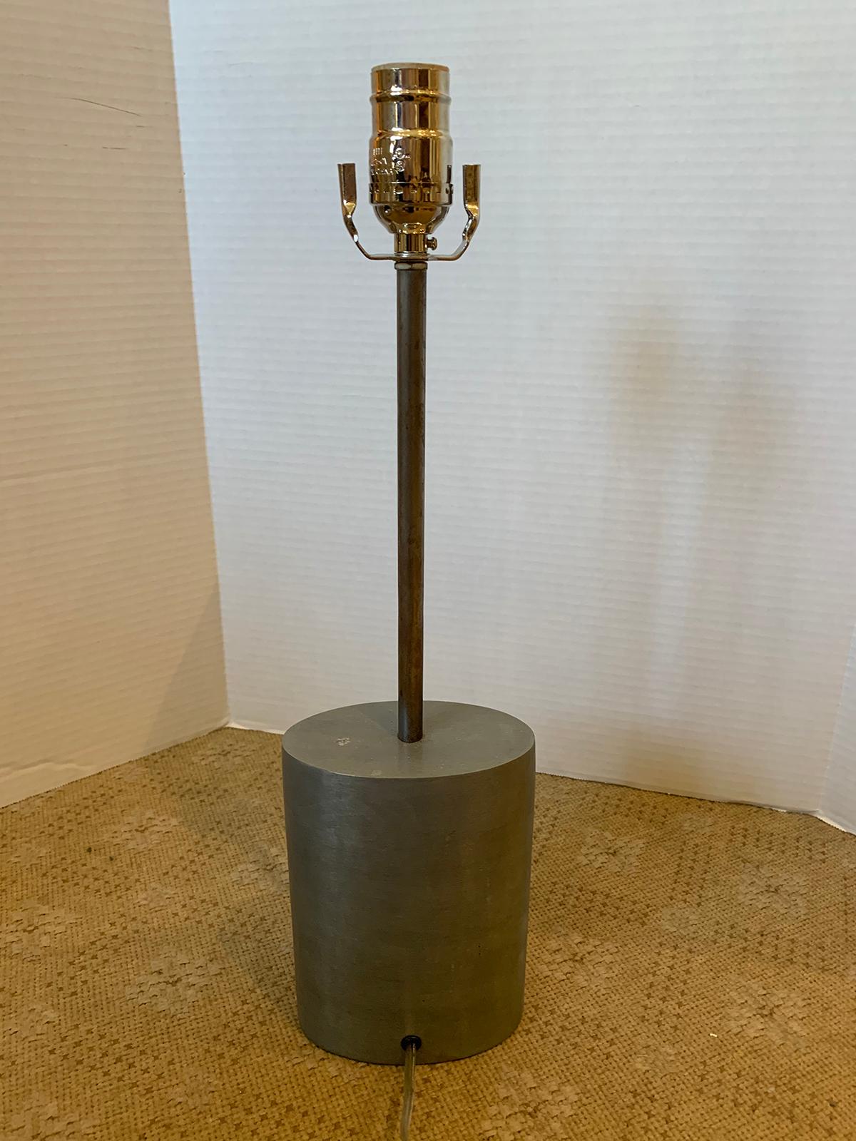 Mid-20th Century Oval Steel Lamp For Sale 4