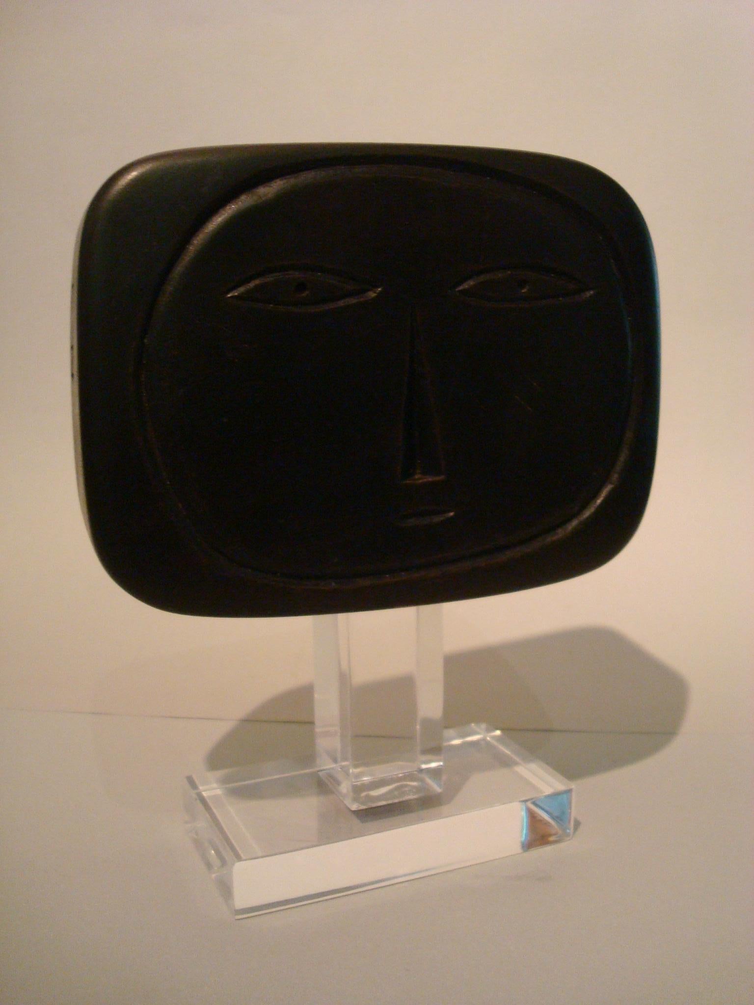 Mid-20th Century Painted Wood Face Sculpture 1950s Signed L.N For Sale 3