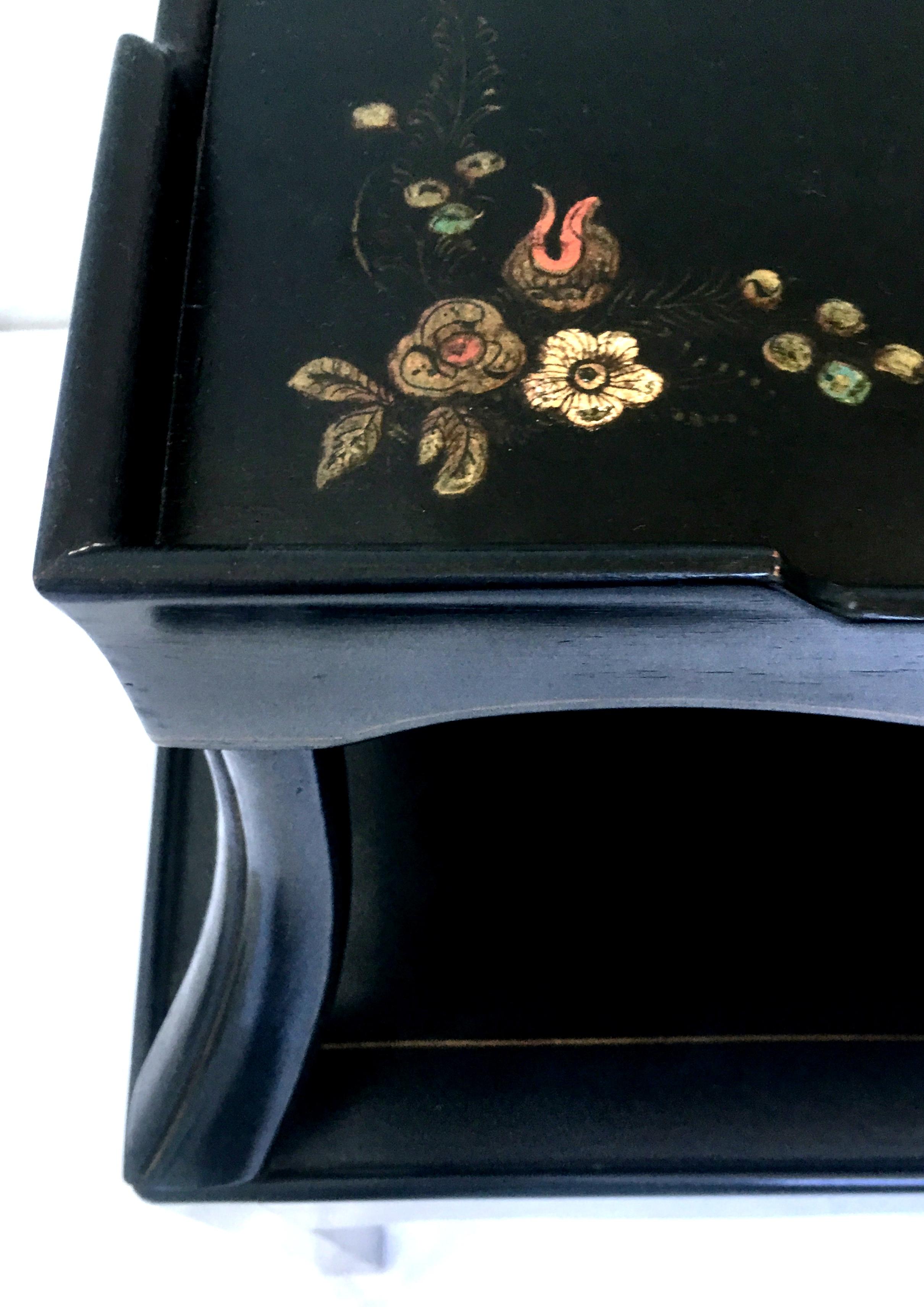 Mid-20th Century Pair of Ebonized Wood Hand Painted Rolling Two-Tier Side Tables For Sale 6