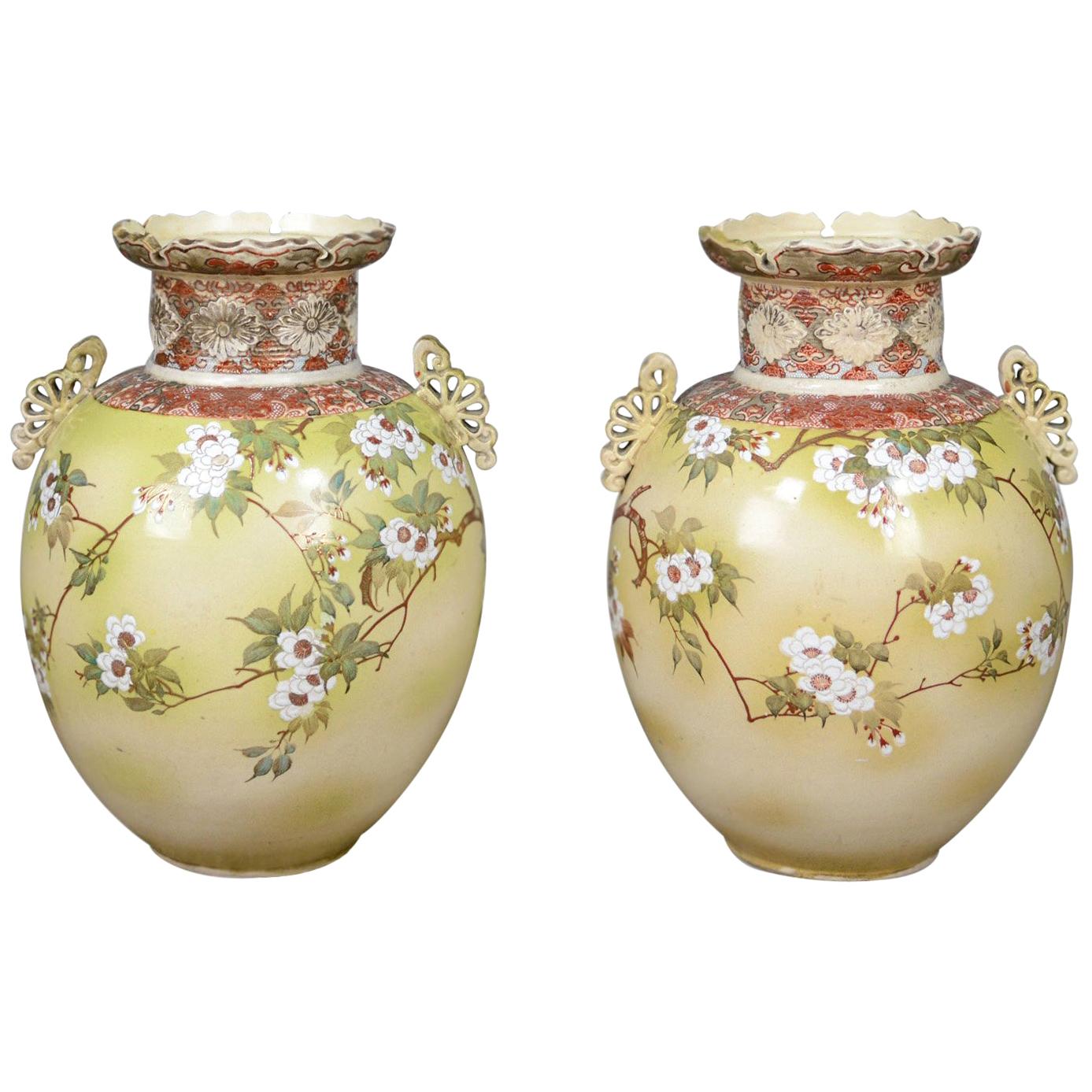 Mid-20th Century Pair of Chinese Baluster Vases, Ceramic Urns