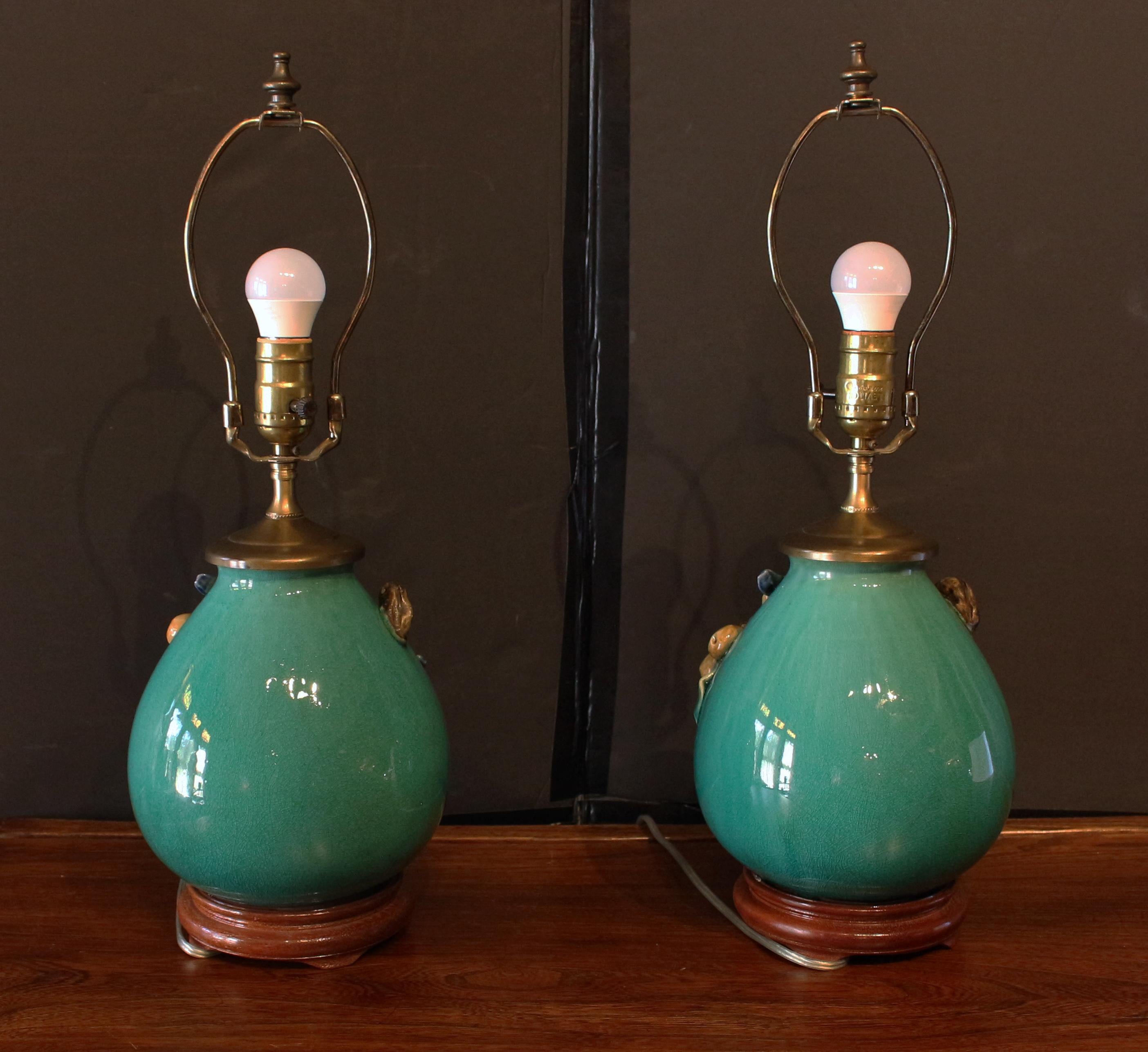 Mid-20th Century Pair of Chinese Porcelain Lamps In Good Condition In Chapel Hill, NC
