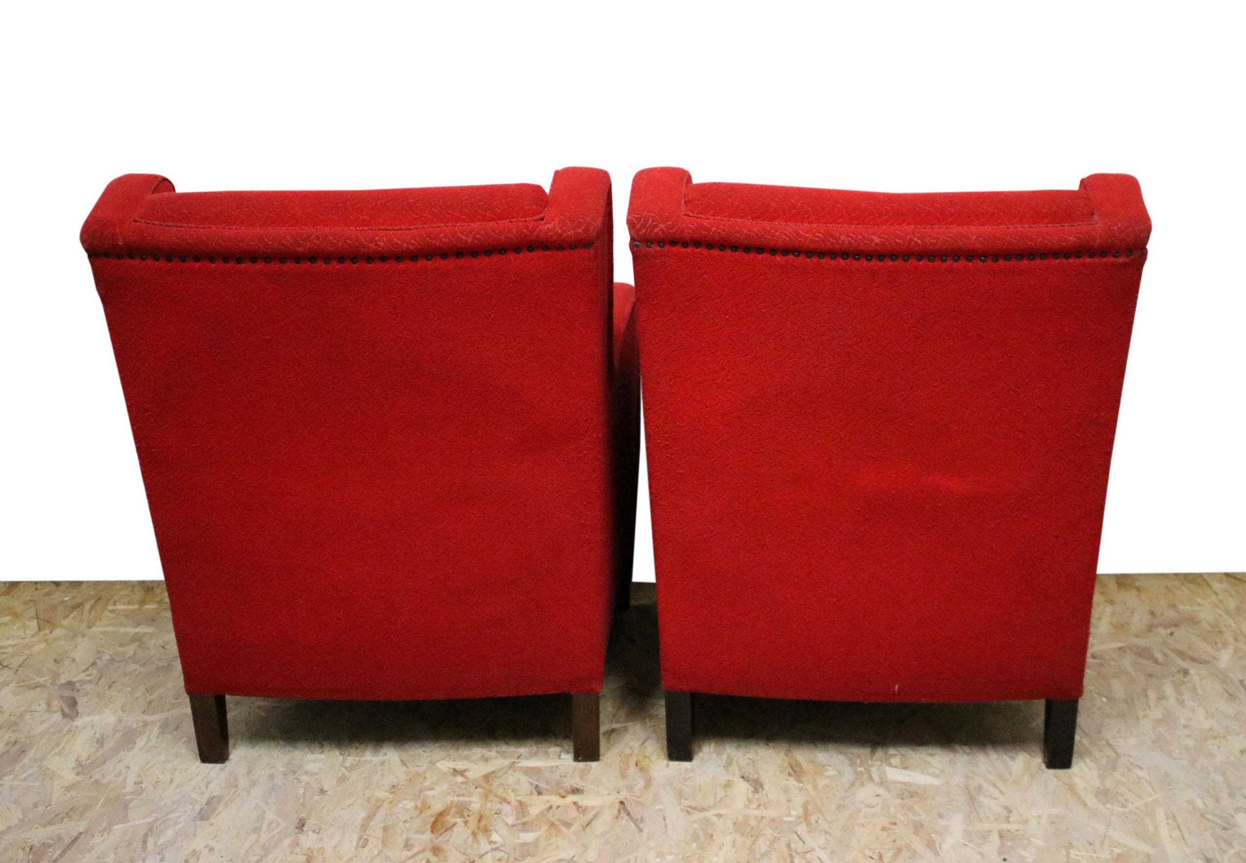 Mid 20th Century Pair Of Club Chairs For Sale 1
