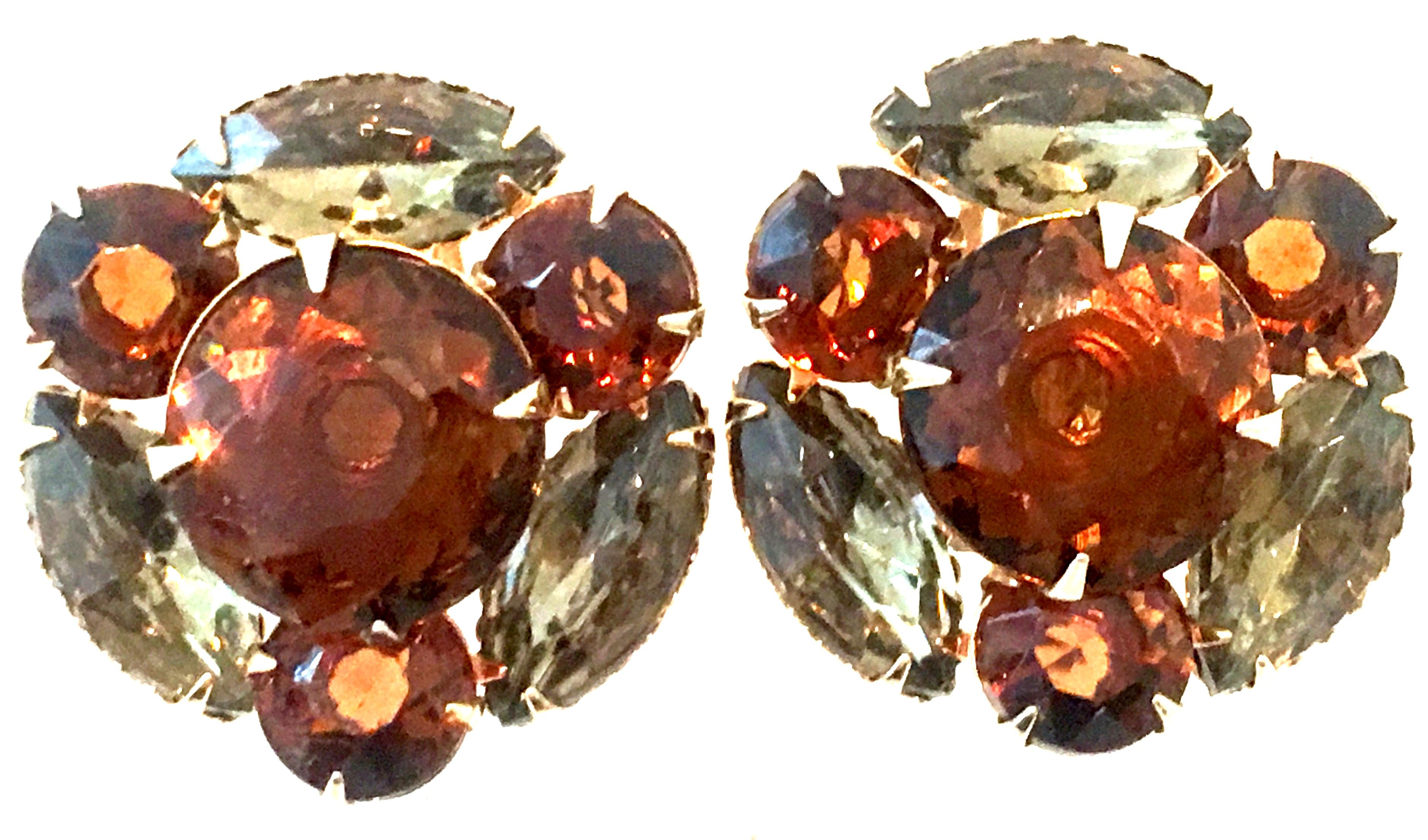 Mid-20th Century Pair Of Gold & Austrian Crystal Earrings In Good Condition In West Palm Beach, FL