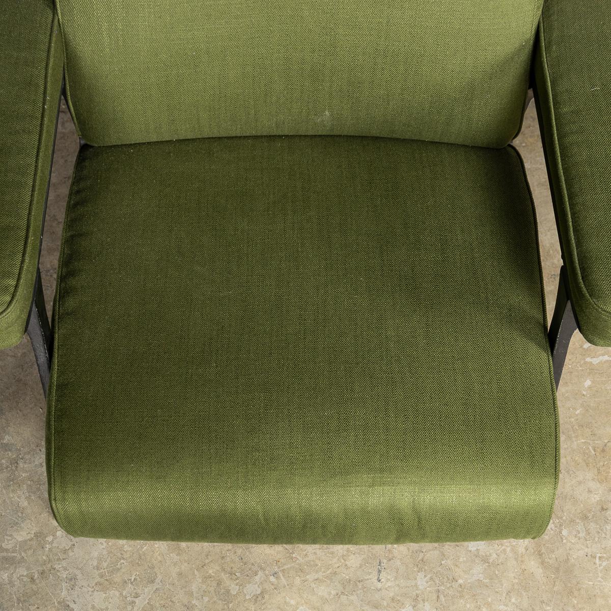 Paire de chaises longues italiennes du milieu du XXe siècle, Roberto Menghi c.1959 en vente 7
