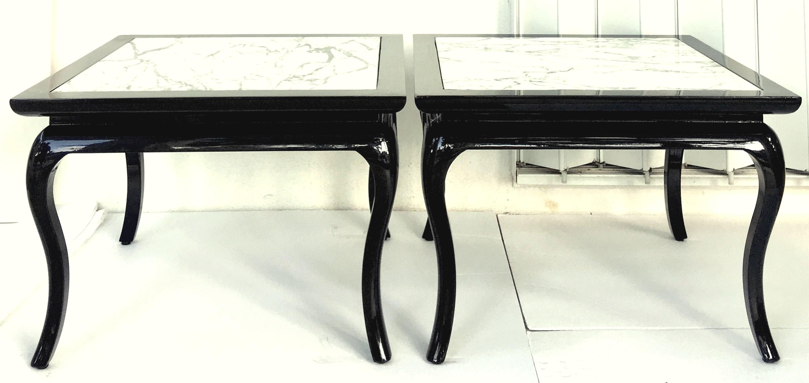 American Mid-20th Century Pair of Lacquered and Marble-Top Hollywood Regency Side Tables For Sale