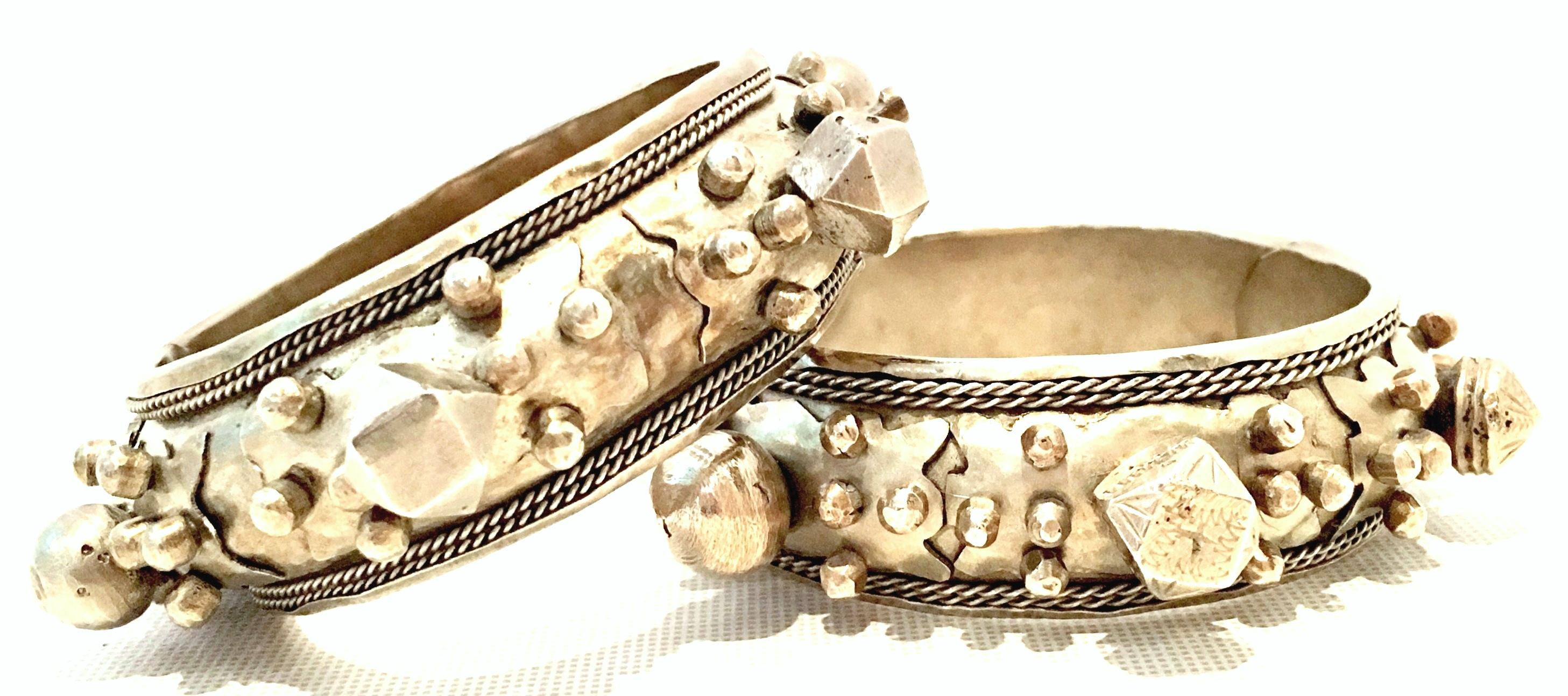 Women's or Men's Mid-20th Century Pair Of Old Silver Rajasthan Tribal Style Clamper Bracelet 's For Sale