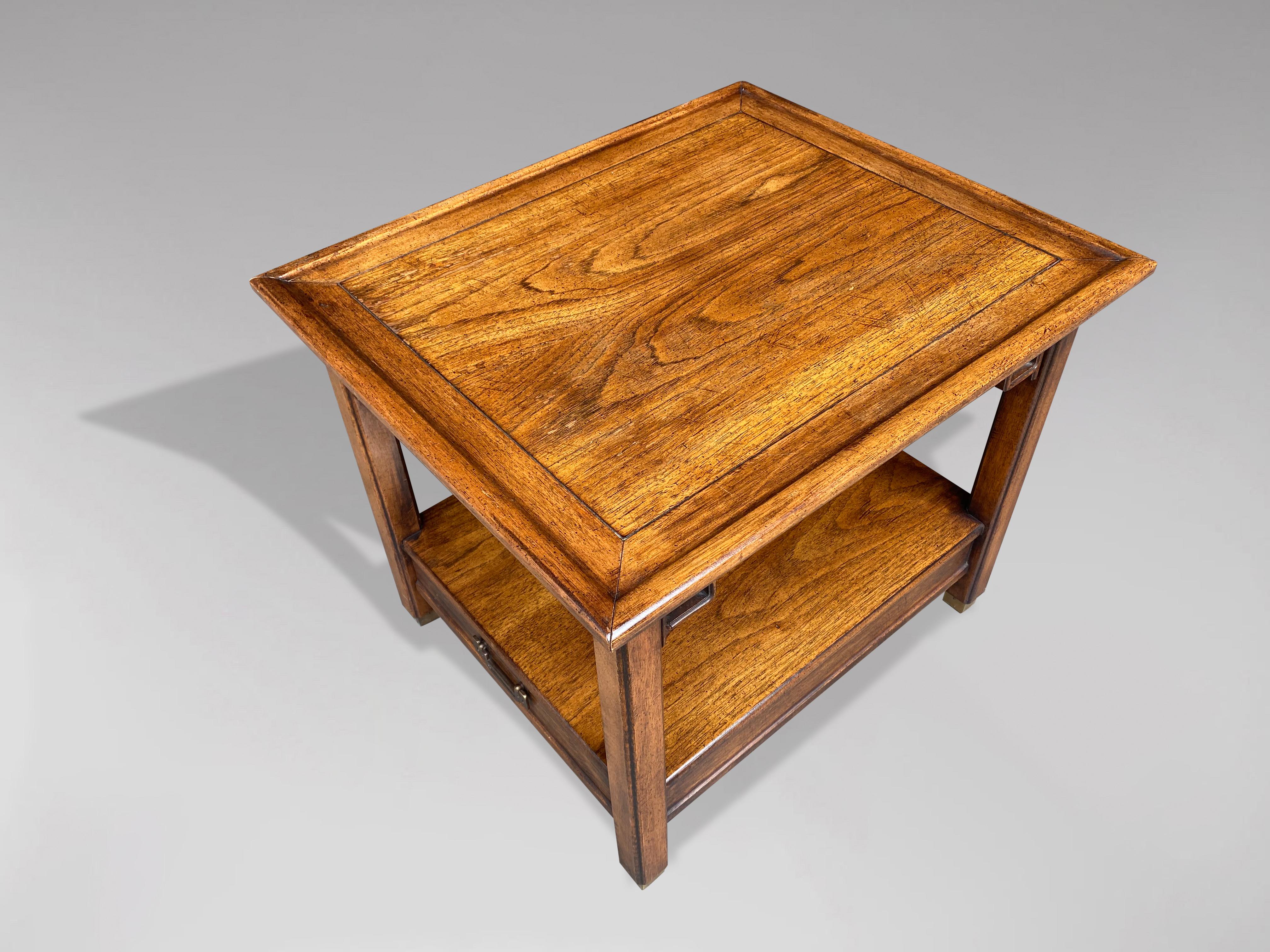 Mid-20th Century Pair of Side Tables in Elm 1