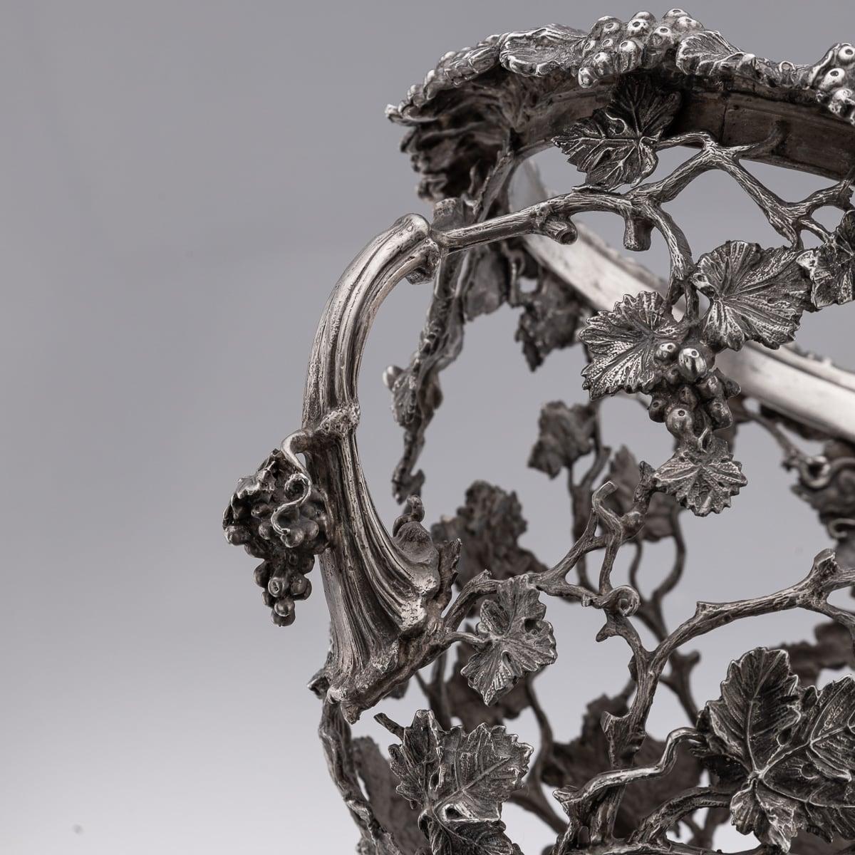 Pareja De Enfriadores De Vino De Plata Maciza Con Inserciones De Cristal De Mediados Del Siglo XX 2