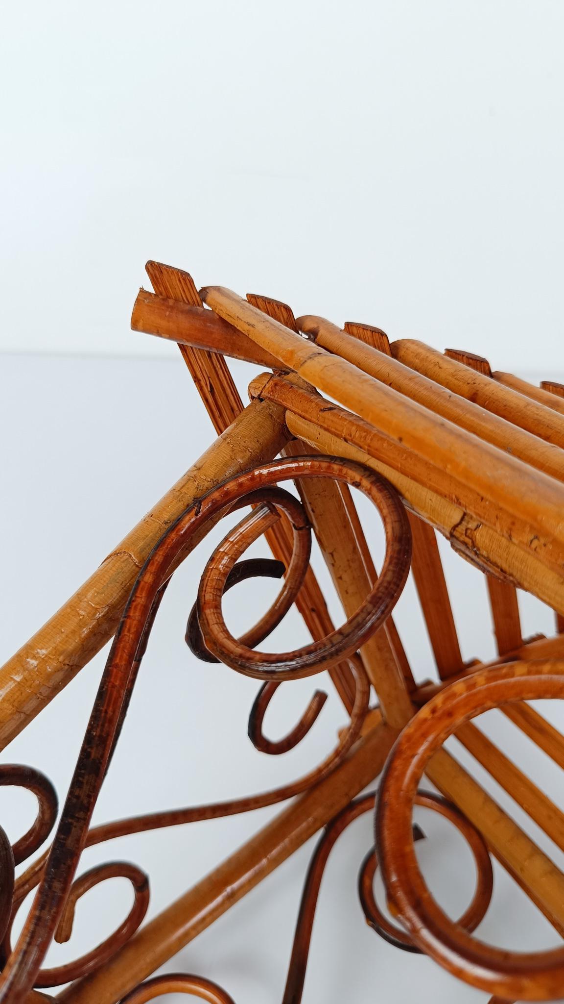 Lanterna a sospensione della metà del XX secolo realizzata a mano in canna di bambù e rattan, anni '60 in vendita 13