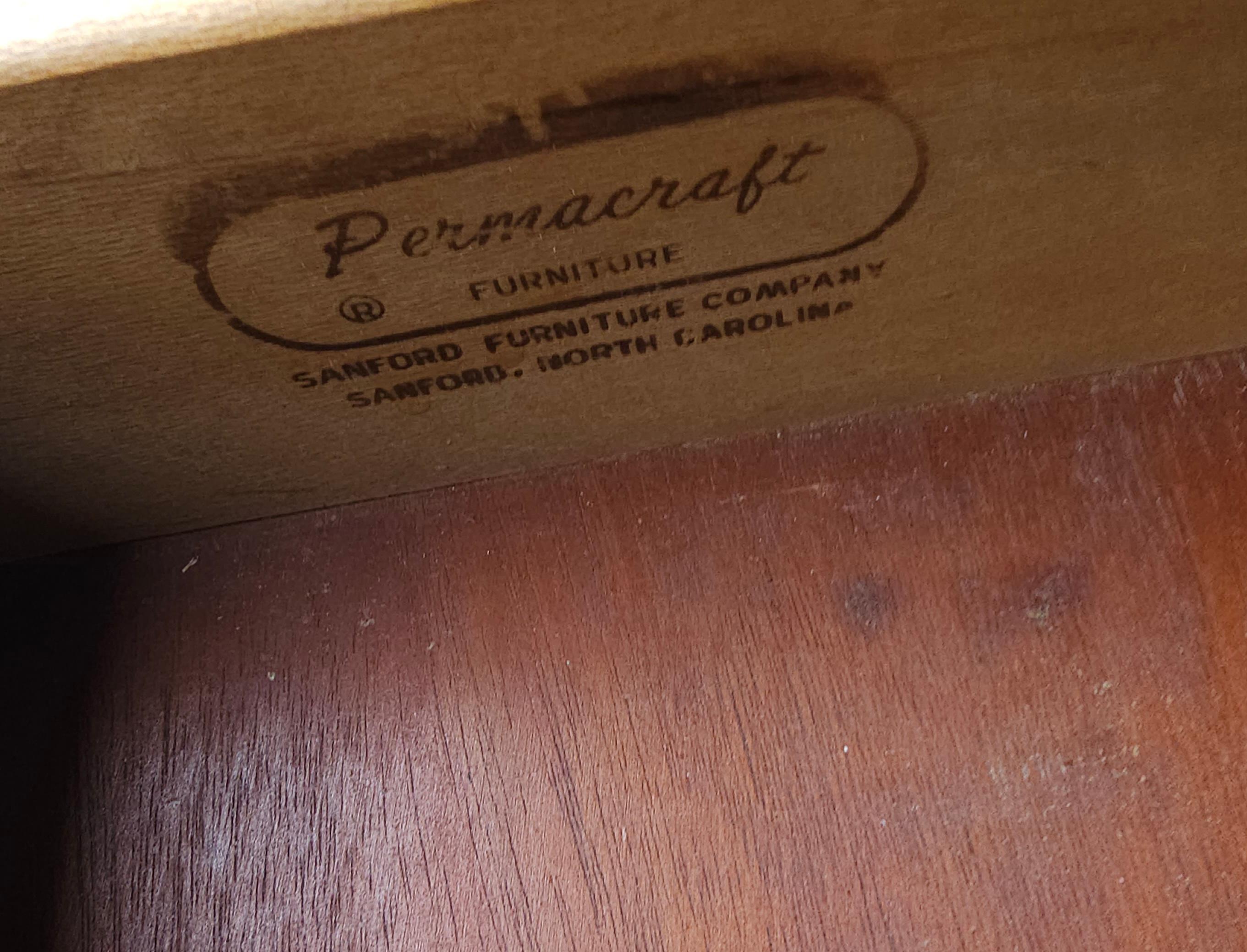 Mid 20th Century Permacraft Chippendale Block Front Mahogany Chest of Drawers For Sale 5