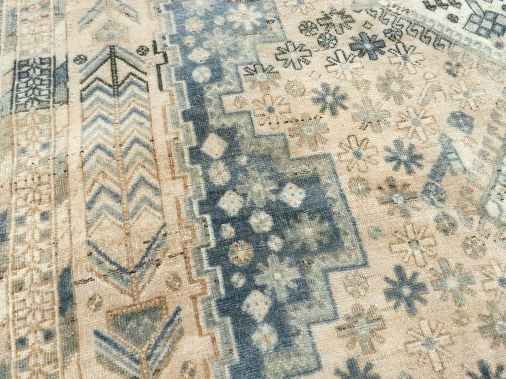 Alfombra de acento persa Afshar de mediados del siglo XX Tribal en venta