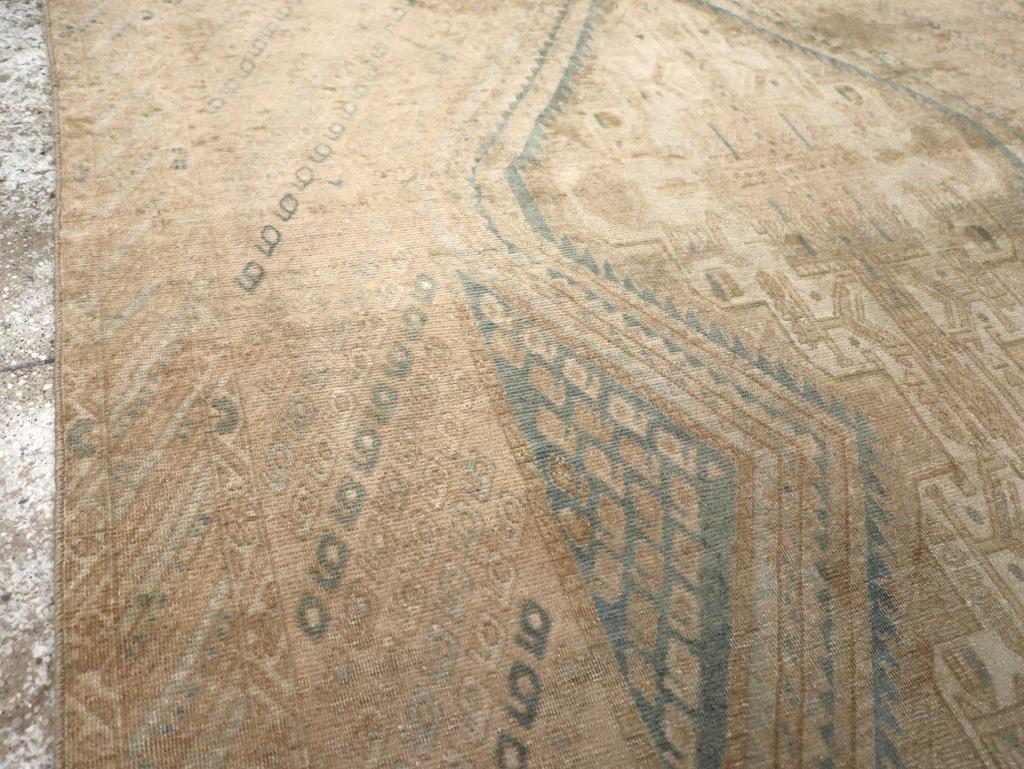 Alfombra de acento persa Afshar de mediados del siglo XX Tribal en venta