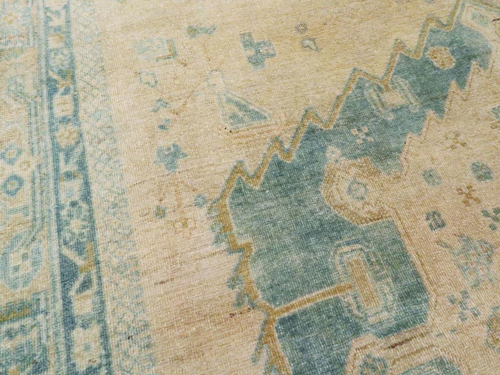 Alfombra de acento persa Afshar de mediados del siglo XX Tribal en venta