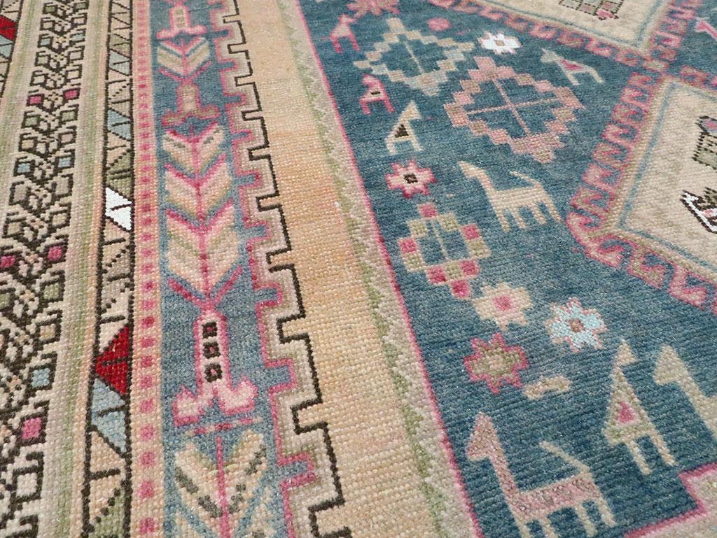 Tribale Mid-20th Century Persian Afshar Accent Rug in vendita