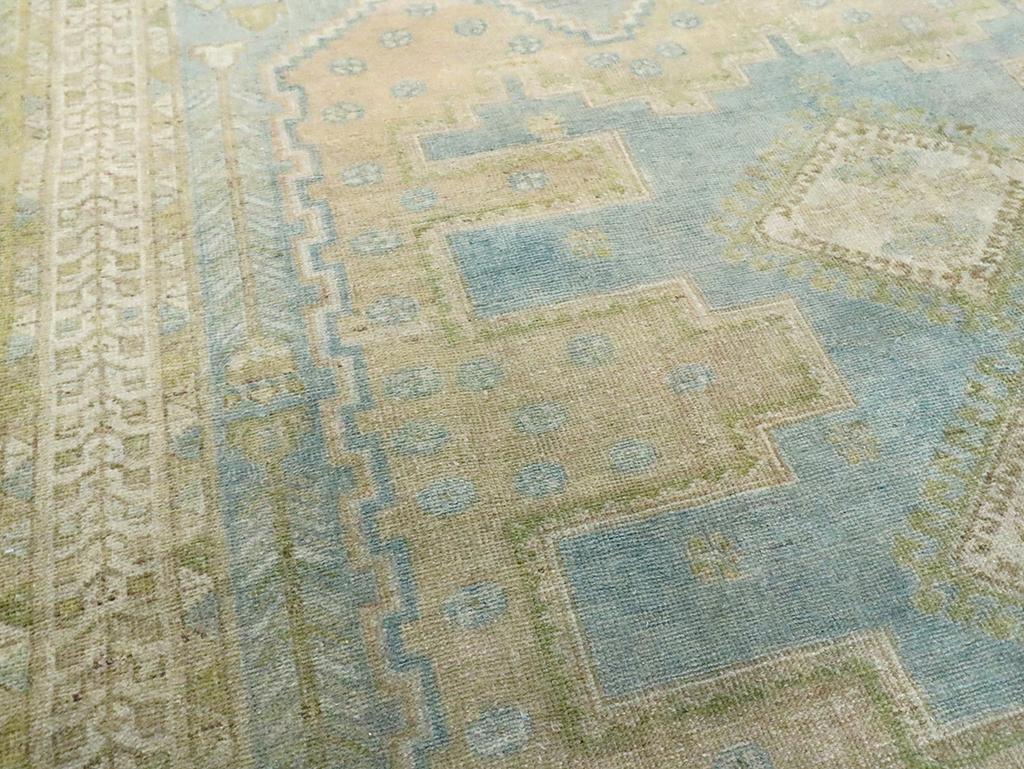 Tribale Mid-20th Century Persian Afshar Accent Rug in vendita