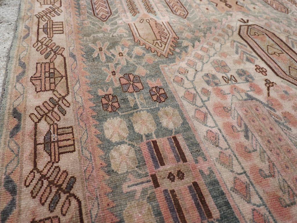 Tribale Mid-20th Century Persian Afshar Accent Rug in vendita