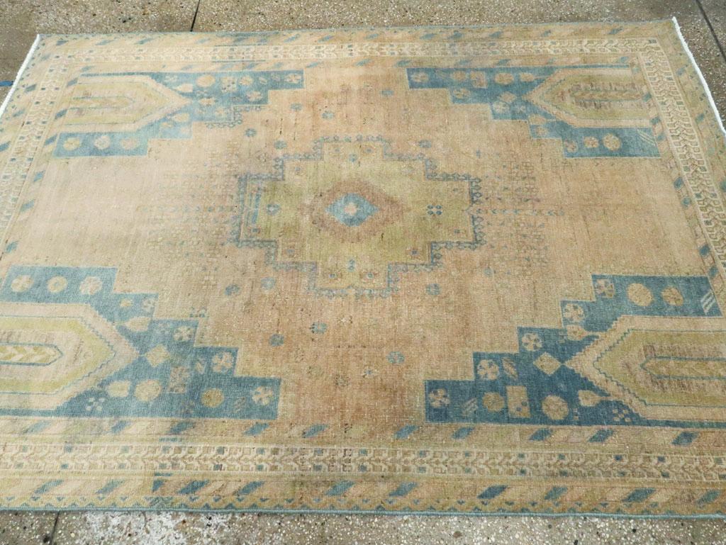 Mid-20th Century Persian Afshar Accent Rug (Persisch) im Angebot