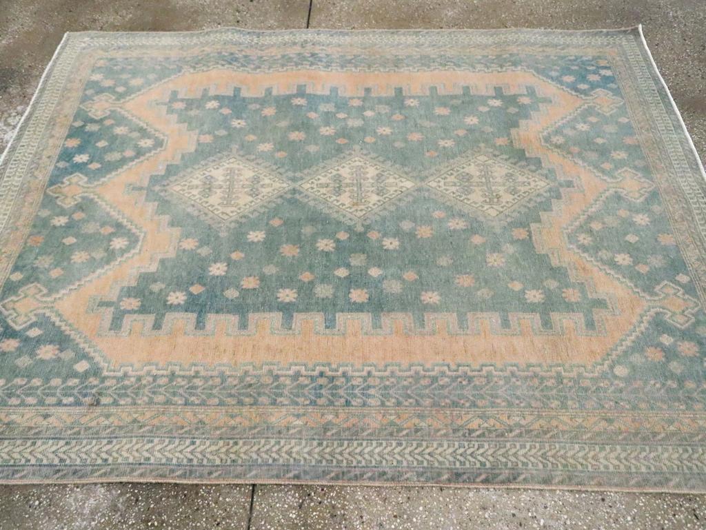 Mid-20th Century Persian Afshar Accent Rug Persa en venta