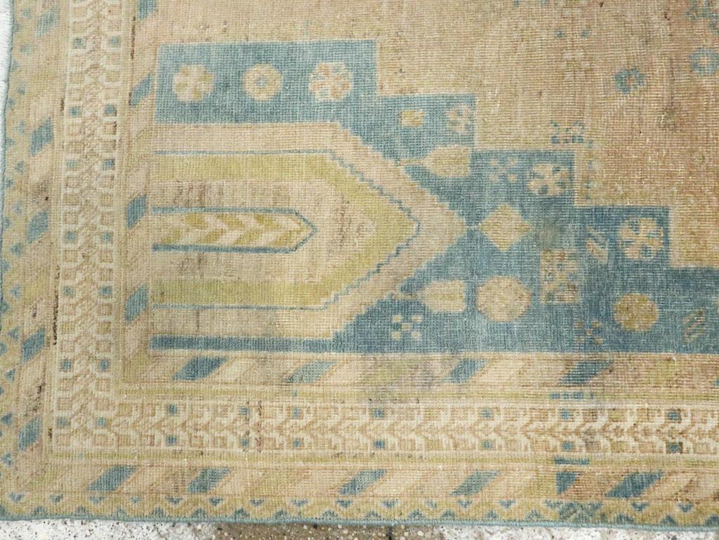 Mid-20th Century Persian Afshar Accent Rug (Handgeknüpft) im Angebot