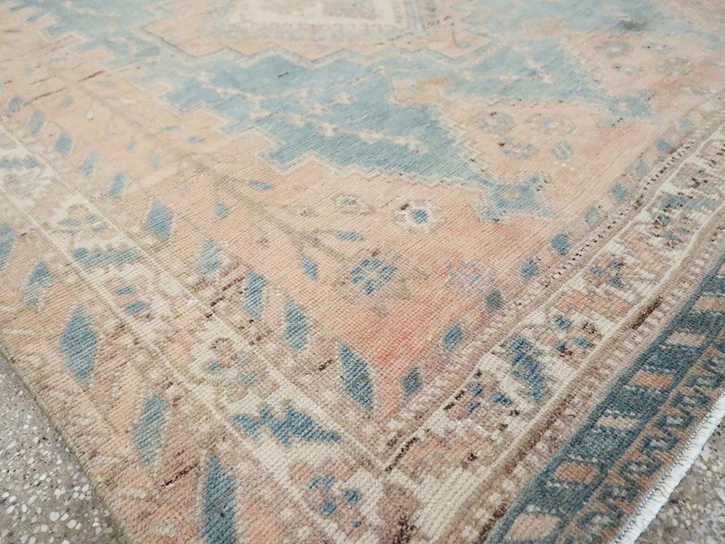 Mid-20th Century Persian Afshar Accent Rug im Zustand „Hervorragend“ im Angebot in New York, NY