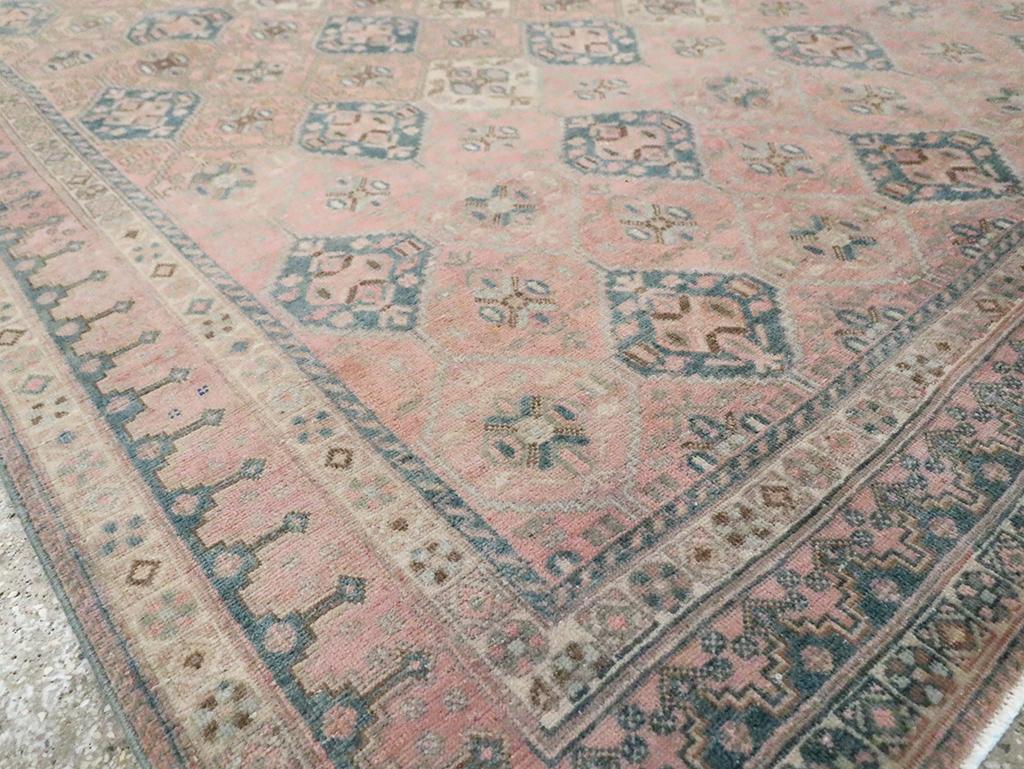 Alfombra de acento persa Afshar de mediados del siglo XX en Excelente estado para la venta en New York, NY