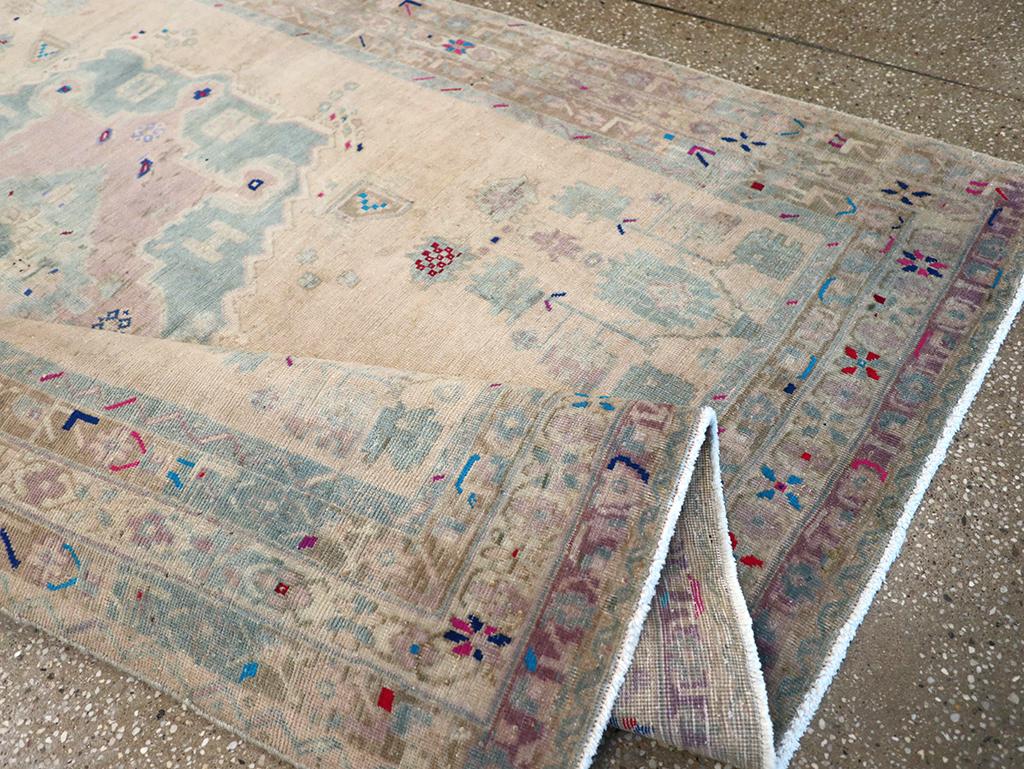 Alfombra de acento persa Afshar de mediados del siglo XX Lana en venta