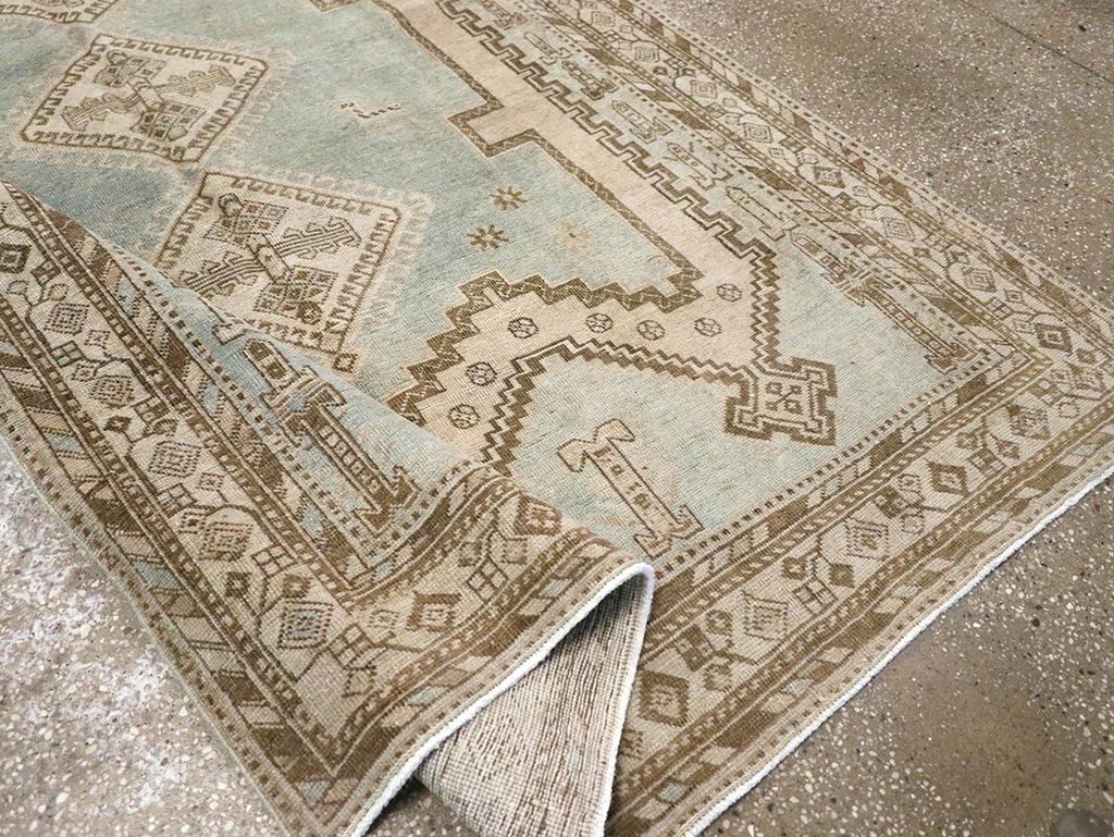 XX secolo Mid-20th Century Persian Afshar Accent Rug in vendita