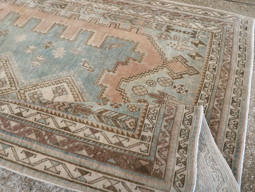 XX secolo Mid-20th Century Persian Afshar Accent Rug in vendita