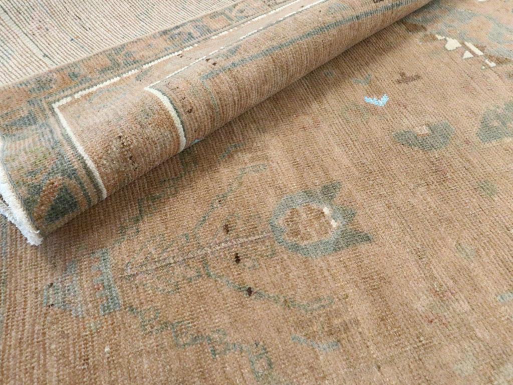 XX secolo Mid-20th Century Persian Afshar Accent Rug in vendita