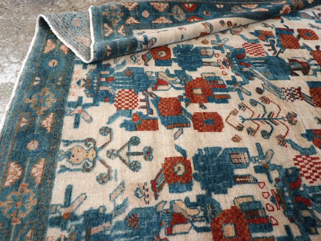 Mid-20th Century Persian Afshar Accent Rug Lana en venta