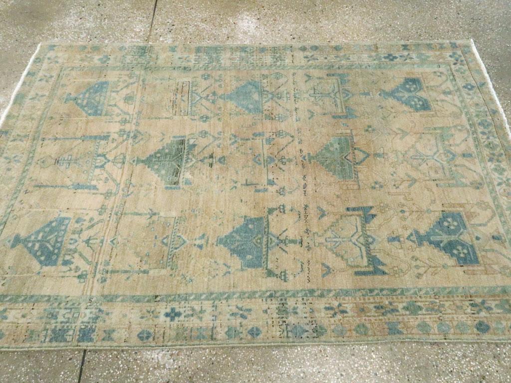 Alfombra persa Afshar de mediados del siglo XX Anudado a mano en venta