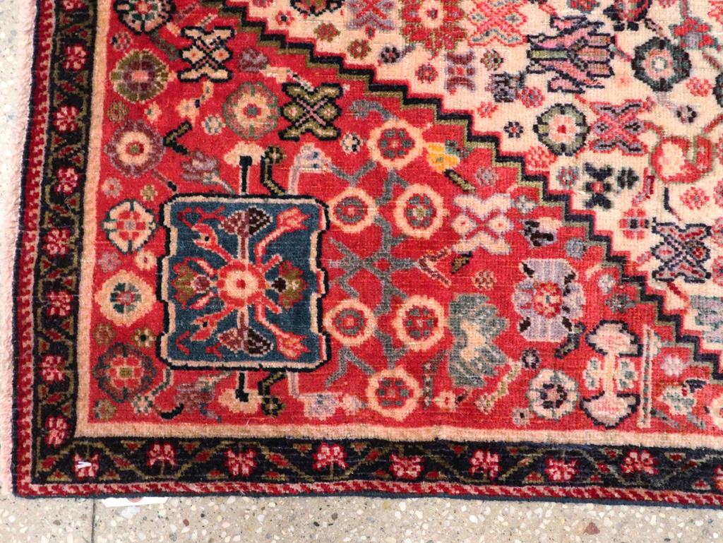Alfombra persa Afshar de mediados del siglo XX Anudado a mano en venta