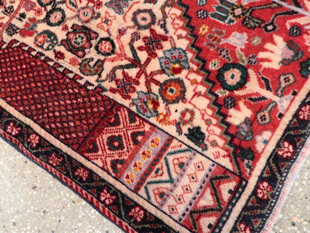 Alfombra persa Afshar de mediados del siglo XX en Excelente estado para la venta en New York, NY