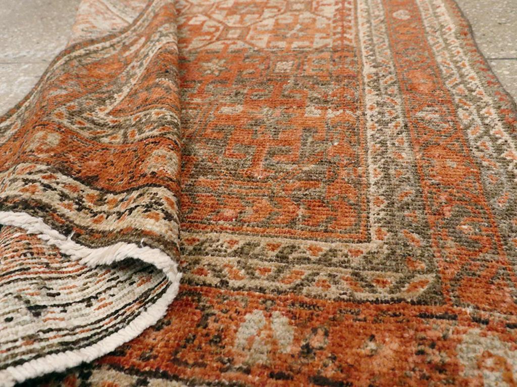 Lana Tappeto da lancio persiano Baluch della metà del XX secolo in vendita