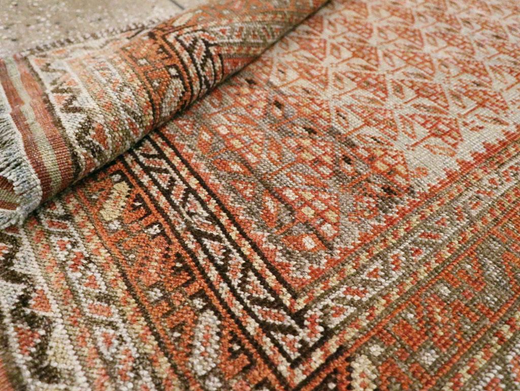 Tappeto da lancio persiano Baluch della metà del XX secolo in vendita 2