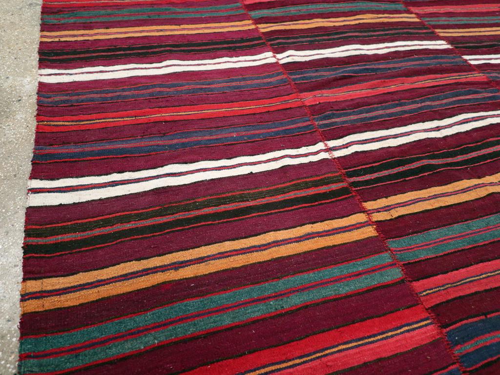 Mitte des 20. Jahrhunderts Persischer Flachgewebe-Kilim-Akzentteppich (Kelim) im Angebot