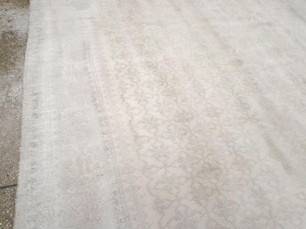 Mitte des 20. Jahrhunderts Persischer Flachgewebe-Kilim-Akzentteppich (Kelim) im Angebot