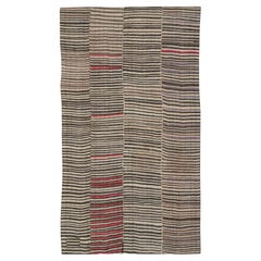Tapis d'accent Kilim persan à tissage plat du milieu du 20e siècle