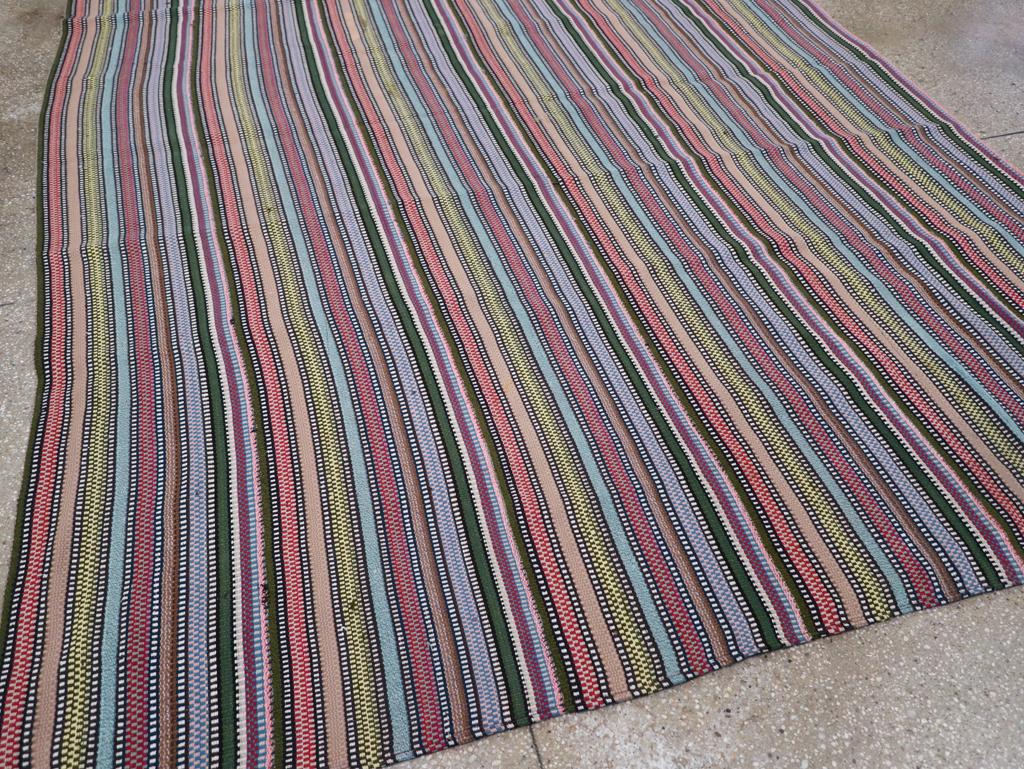 Lana Tappeto persiano a trama piatta Rug & Kilim della metà del XX secolo in vendita