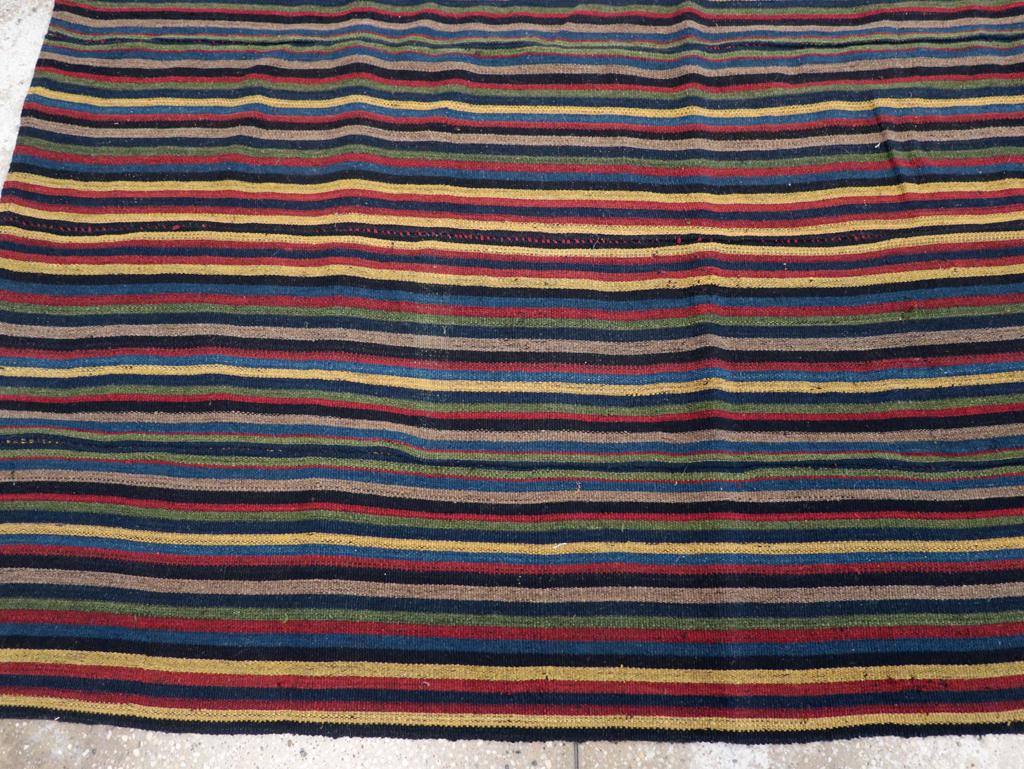 Mid-20th Century Persian Flatweave Kilim Gallery Carpet In condizioni ottime in vendita a New York, NY
