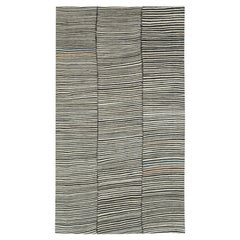 Tapis de galerie Kilim persan tissé à plat du milieu du 20e siècle