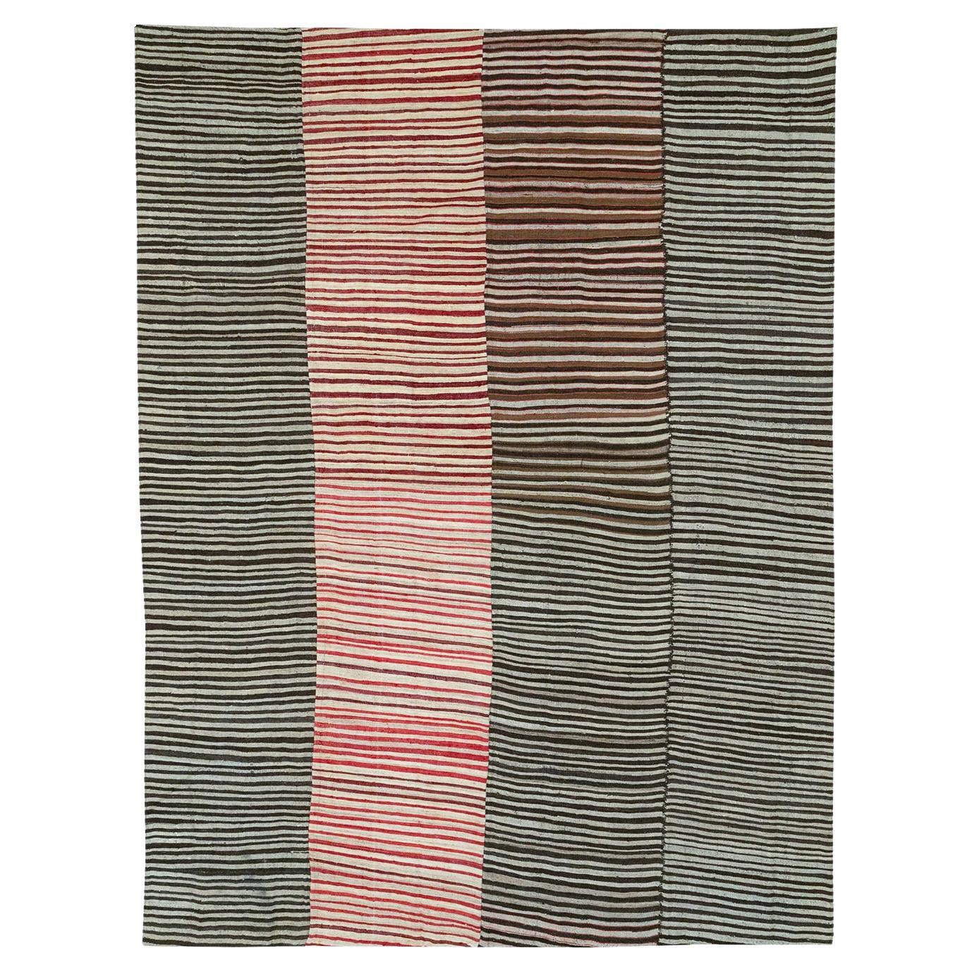 Mitte des 20. Jahrhunderts Persischer Flachgewebe-Kilim Teppich in Raumgröße
