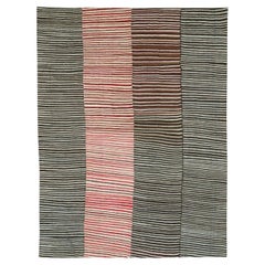 Alfombra persa de tejido plano kilim de mediados del siglo XX, tamaño habitación