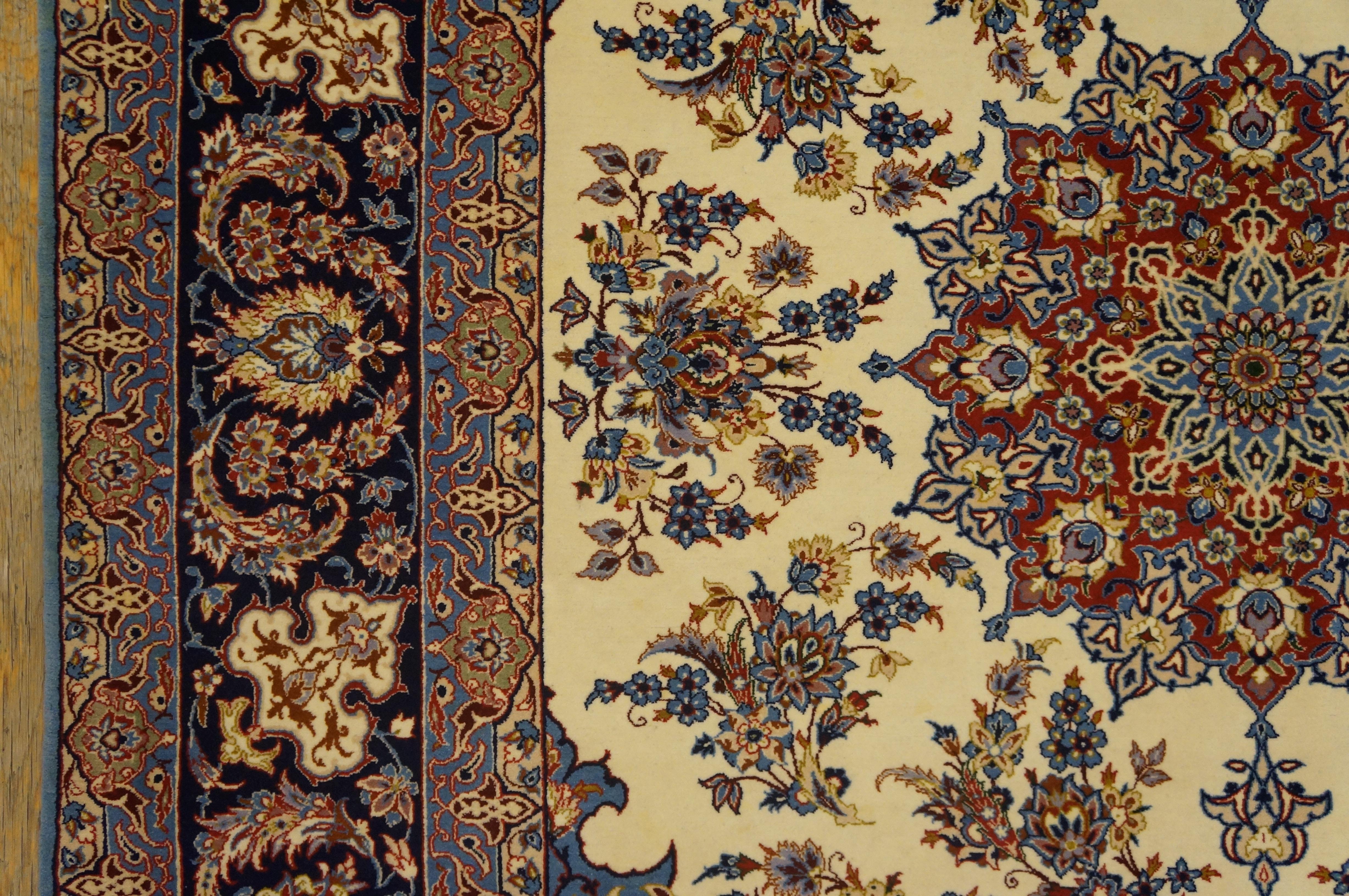 Mid-20th Century Persian Isfahan Carpet 1